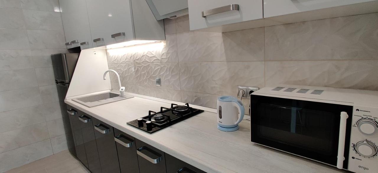 Luxury Apartments Atlant Loetsk Buitenkant foto