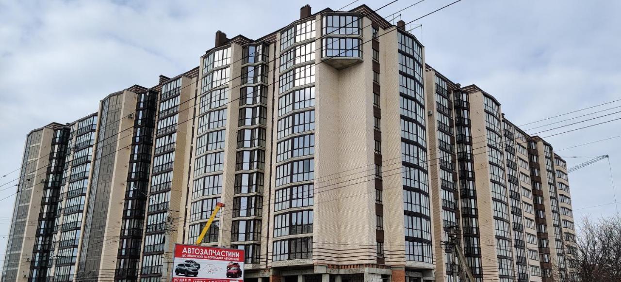 Luxury Apartments Atlant Loetsk Buitenkant foto